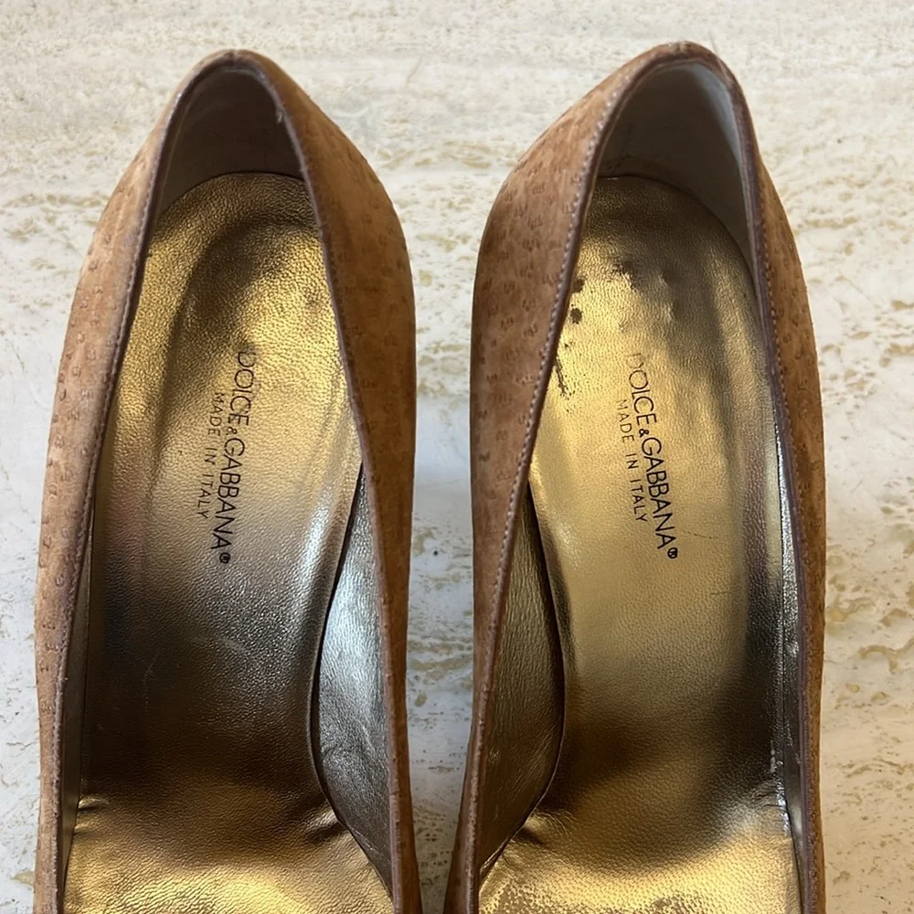 Dolce & Gabbana women’s Pointed Toe Buckle Heels – Size 39 - Picture 9 of 17